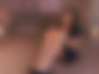 Live cam show with GracieFasano - Arab Striptease on SmokeAndPoke