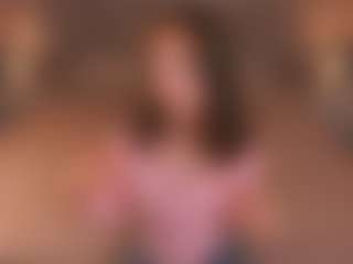 GracieFasano MILF webcam performer live streaming