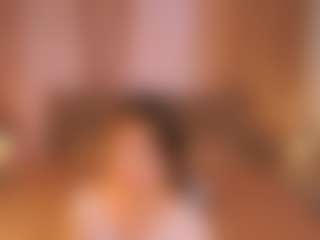 Live cam show with GracieFasano - Skinny White on Soda Cam