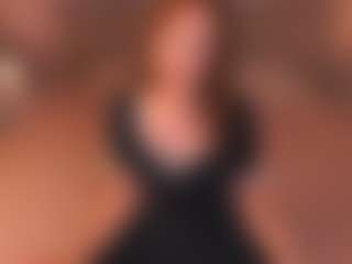 Live cam show with GracieFasano - Smoking on CamClone