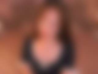 Live cam show with GracieFasano - Bedroom on Uber Horny