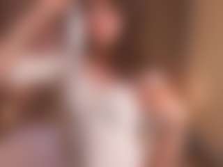Live cam show with GracieFasano - White Mature on Milfs Live