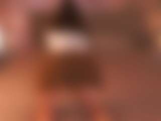 Live cam show with GracieFasano - Green Eyes on Cam Slut