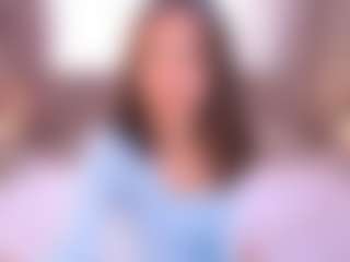 Live cam show with GracieFasano - Green Eyes on StripNow