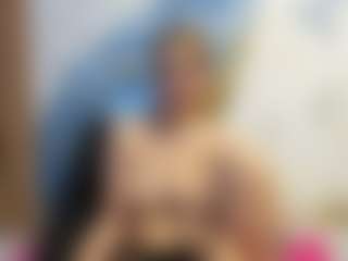 Live cam show with meghan20 - Gagging on nudelive.tv