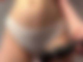 NanetteStatzer's Live Sex Cam Show