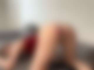 Live cam show with NanetteStatzer - Red Hair Teen (18+) on Strip Flash - Live Sex Shows