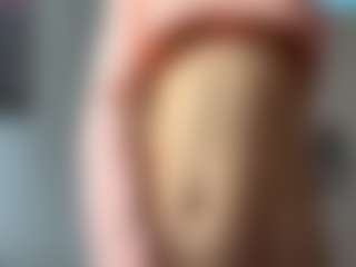 Live cam show with NanetteStatzer - Body Massage on crypto-cams