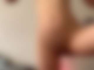 Live cam show with NanetteStatzer - Cosplay on MyBangCams