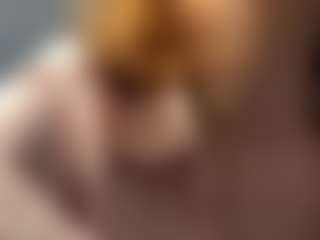 Live cam show with NanetteStatzer - Red Hair on SquirtSoMuch
