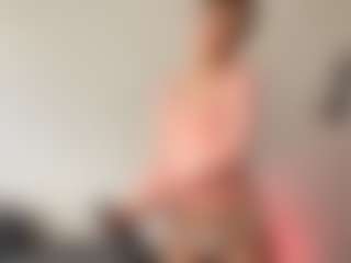 Live cam show with NanetteStatzer - Interactivetoy on Camsoda
