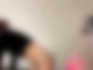 Live cam show with NanetteStatzer - Butt Plug on Camsoda