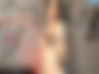Live cam show with NanetteStatzer - Tease Red Hair on Free Soda