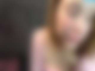Live cam show with NanetteStatzer - Butt Plug on Camsoda
