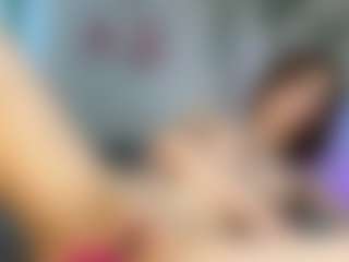 Live cam show with NanetteStatzer - Glasses on Soda Cam
