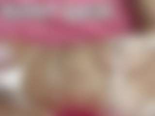 Live cam show with NanetteStatzer - Glasses on Camsoda