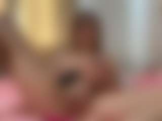 Live cam show with NanetteStatzer - Green Eyes on EXY