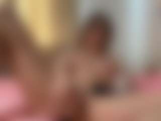 Live cam show with NanetteStatzer - Upskirt on camgirlchat.live