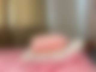 Live cam show with NanetteStatzer - Upskirt on makecum.org