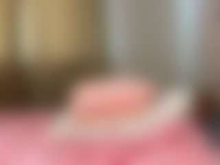 Live cam show with NanetteStatzer - Brown Eyes Red Hair on camtv