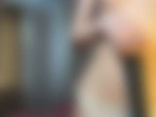 Live cam show with NanetteStatzer - Body Massage on milfzrlive.com