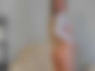dollyemy2's Live Sex Cam Show