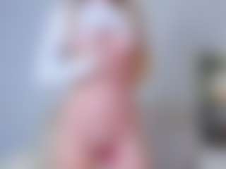dollyemy2's Live Sex Cam Show