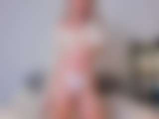 dollyemy2's Live Sex Cam Show