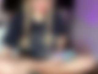Laura Tate's Live Sex Cam Show
