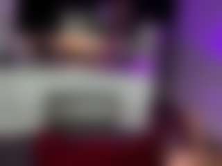 Laura Tate's Live Sex Cam Show