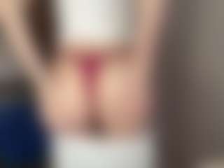 Lia's Live Sex Cam Show
