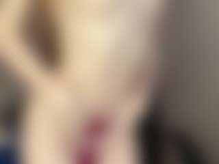 Live cam show with Lia - Orgasm on slutload