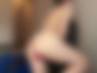 Lia's Live Sex Cam Show