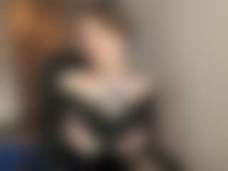 Lia's Live Sex Cam Show