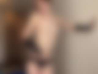 Live cam show with Lia - Erotic Dance on Fapmatic.com
