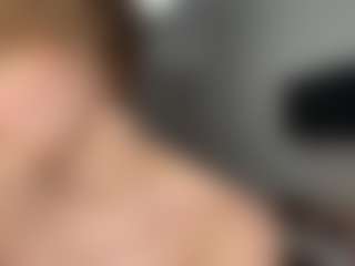 Lia's Live Sex Cam Show