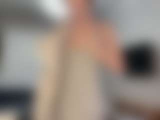 Live cam show with Lia - Young Adult on SinfulBabes