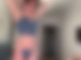 Lia's Live Sex Cam Show