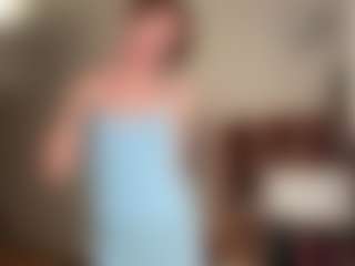 Live cam show with Lia - Blue Eyes on Fling VIP Chat