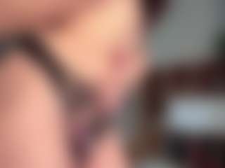 Lia's Live Sex Cam Show