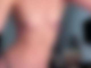 Live cam show with Lia - Blue Eyes on Camsoda