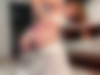 Live cam show with Lia - Skinny White on Camsoda | united states