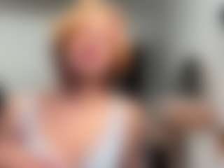 Live cam show with Lia - Public on https://playwithruby.com