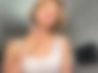 Lia's Live Sex Cam Show