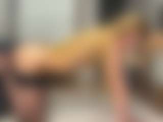Live cam show with Lia - Role Play on Camsoda