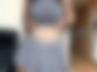 EmillyCarter's Live Sex Cam Show