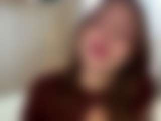 Live cam show with Lia - Green Eyes on Cam Slut
