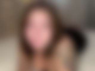 Live cam show with Lia - Green Eyes on Strip Flash - Live Sex Shows