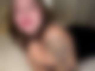 Live cam show with Lia - Play on CamClone