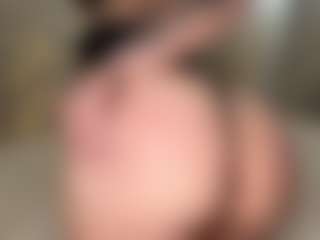 Live cam show with Lia - Yoga Young Adult on Camsoda